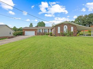 329 Cora Rd, Cookeville, TN 38501