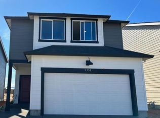 2735 Fenya St, Springfield, OR 97477