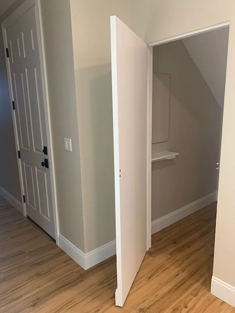 183 Evergreen Ave — Photo 4