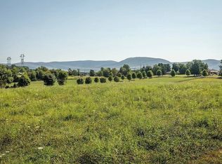 9 Bent Creek Ln, Waynesboro, VA 22980