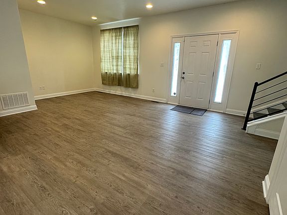 4th image of 642 N 8th St