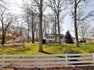 3175 E Pitchin Rd, Springfield, OH 45502