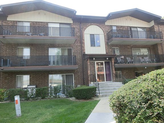 2nd image of 5237 James Ln APT 1217