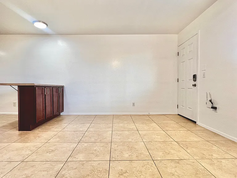 Apache Lofts — Photo 15
