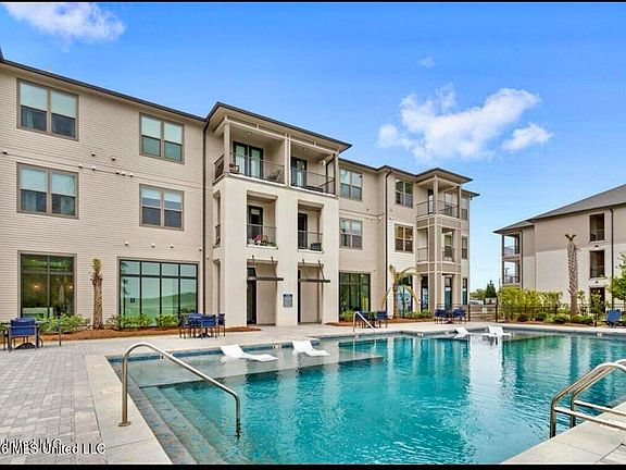 4th image of 2501 Bienville Blvd #126