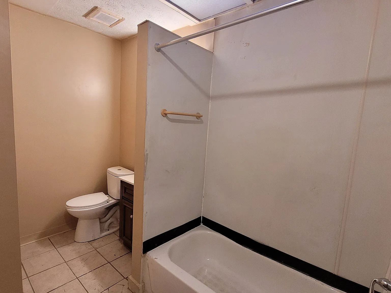 2 bed, 775 sqft, $795 — Photo 4