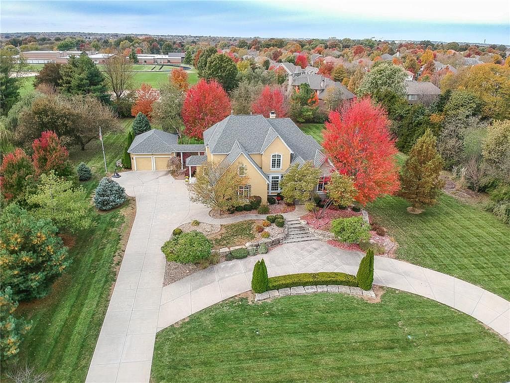 14104 Windsor St, Overland Park, KS 66224 Zillow