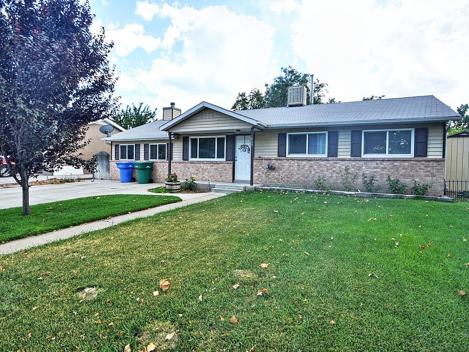 1st image of 633 N Orchard Dr