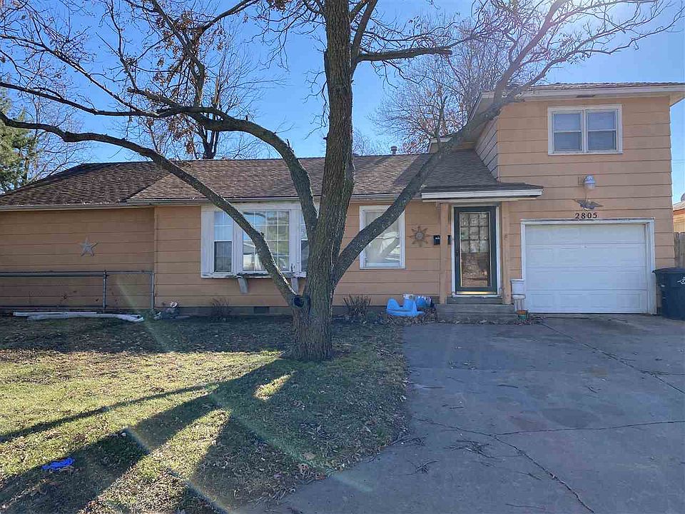 1st image of 2805 E Cypress Ave