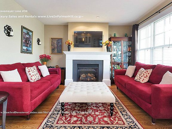 3rd image of 77 Havemeyer Ln Unit 98