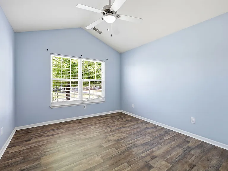3440 Royal Highland Dr — Photo 20