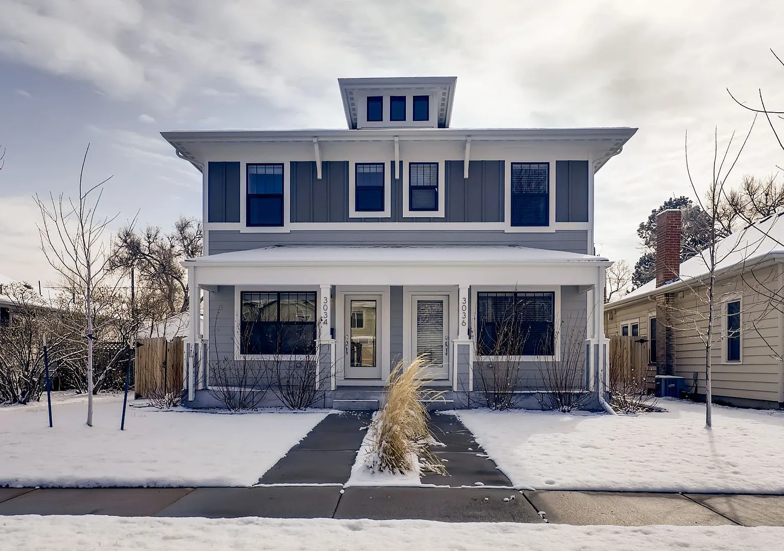 Beautiful 4 Bedroom 4 Bathroom half Duplex in the heart of Englewood — Photo 1