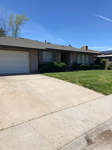611 Brickyard Dr #611 Photo 1