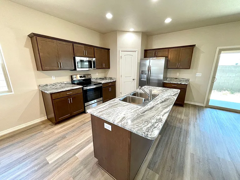 2478 Weatherwood Way — Photo 11