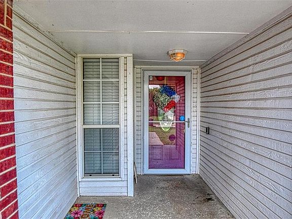 4th image of 2512 Highland Dr