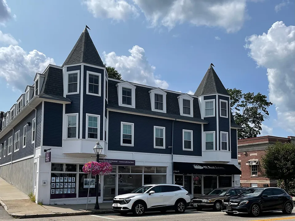 37 Main St #2