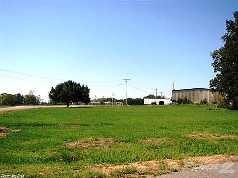 1st image of 303 Commerce Park Dr