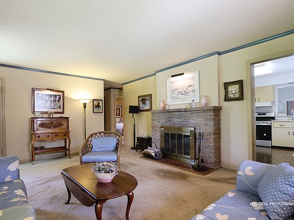 4th image of 1120 Elmwood Ave