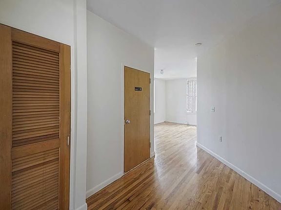 3rd image of 80 Saint Nicholas Ave #5E