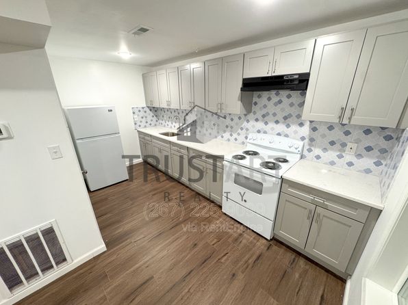 2317 N 15th St #5