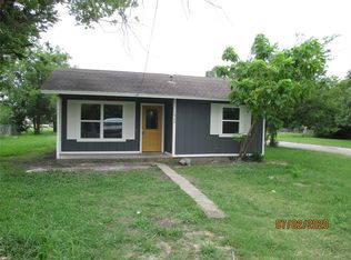 1902 Ola Rd, Kaufman, TX 75142