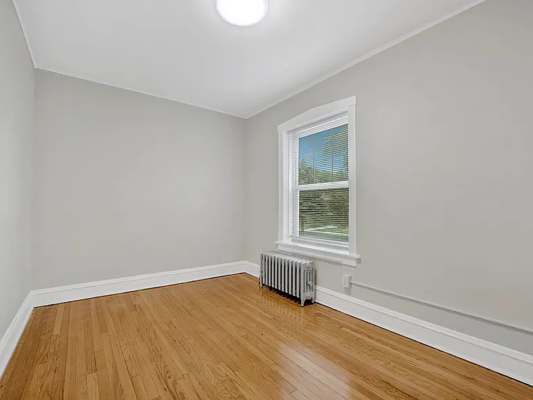 4742 W Roscoe St #2 — Photo 13