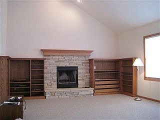 5th image of 17485 Woodlawn Ct