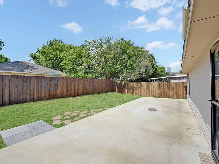 1012 Triple Crown Dr — Photo 24