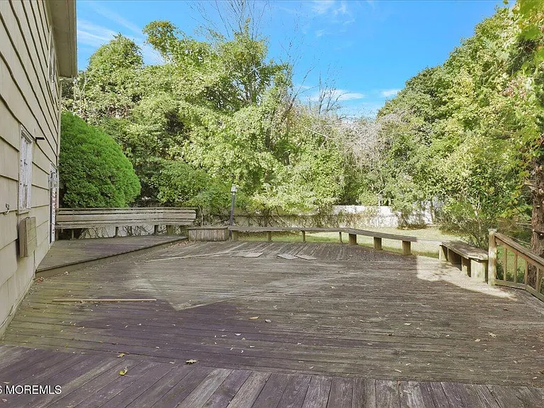 15 Harbor Ct — Photo 33