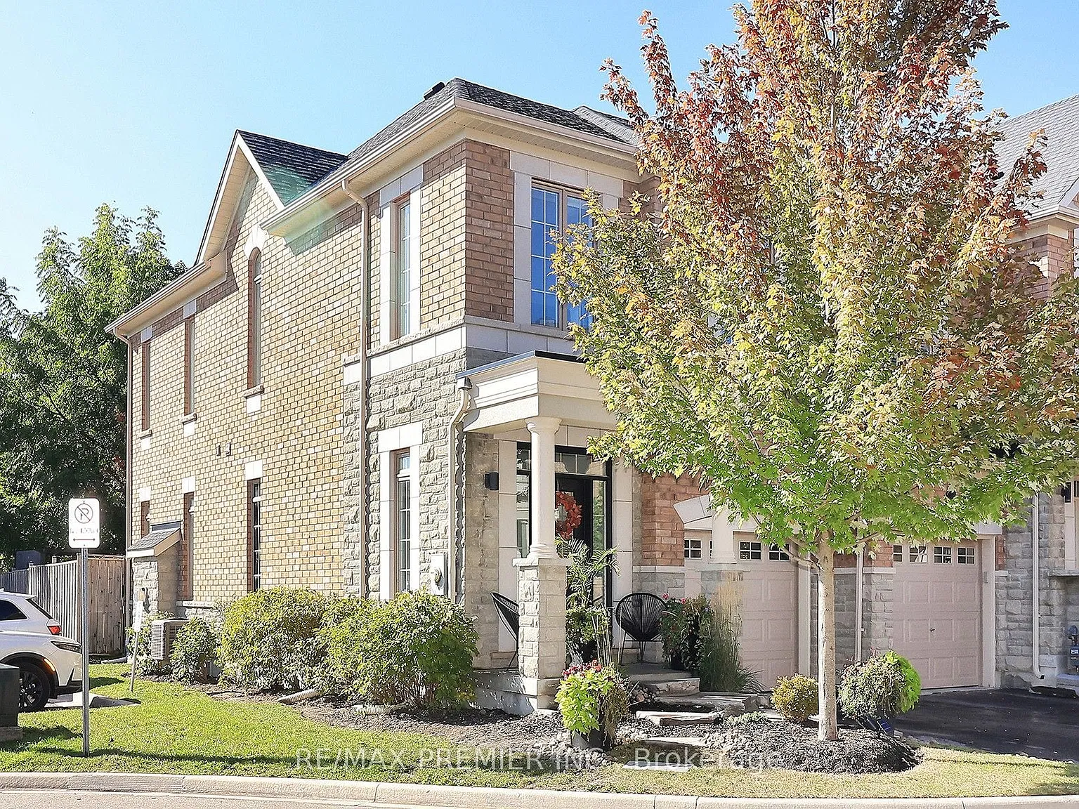 3 bed, $3,300 — Photo 2