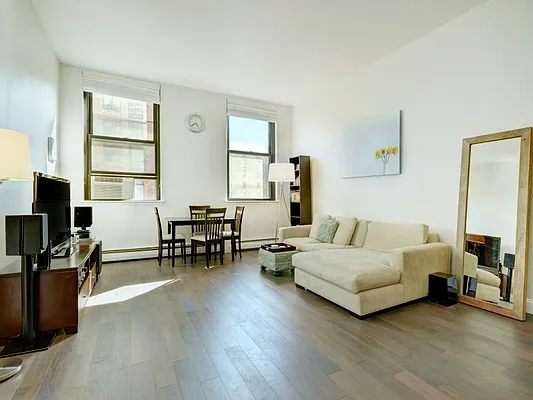 Sold by Sotheby's International Realty | media 2