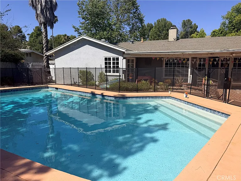 26088 Adamor Rd — Photo 10