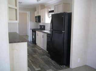 1221 NW 57th St, Kansas City, MO 64118