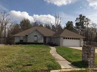 1626 Valley View Cir, Texarkana, AR 71854