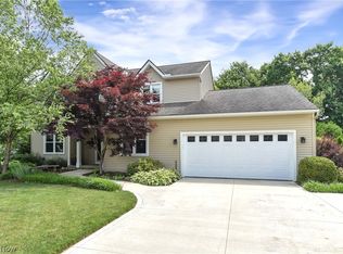 681 Jaycox Rd, Avon Lake, OH 44012