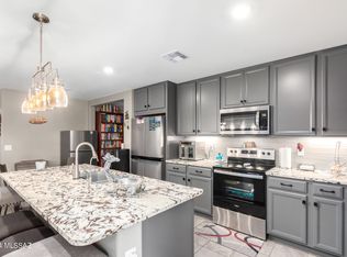 8740 E Pebble Stone Ln, Tucson, AZ 85730