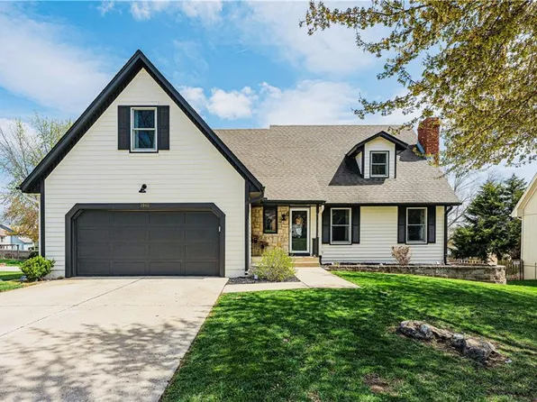 1940 NW 2nd St, Blue Springs, MO 64014