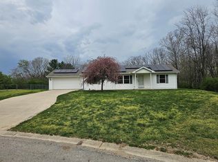 370 Patrician Dr, Chillicothe, OH 45601