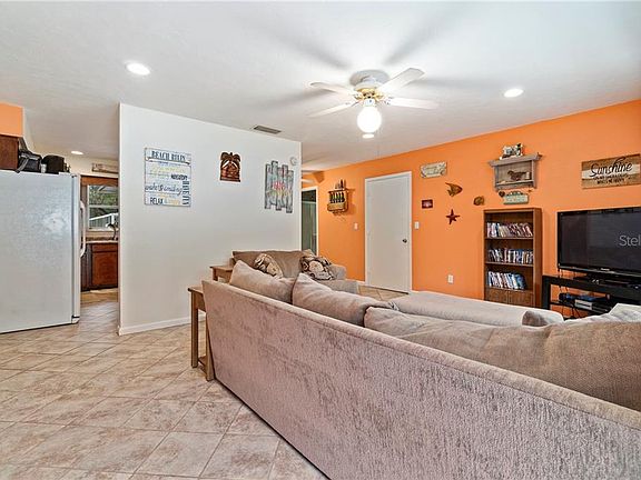 3rd image of 4384 SW Driftwood Ct