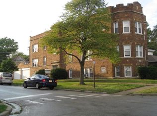 4252 Prescott Ave APT 2E, Lyons, IL 60534
