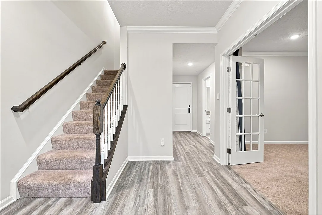 4 bed, 3.5 bath, 2232 sqft, $3,000 — Photo 4
