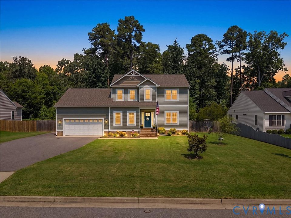 1st image of 904 Francis Rd