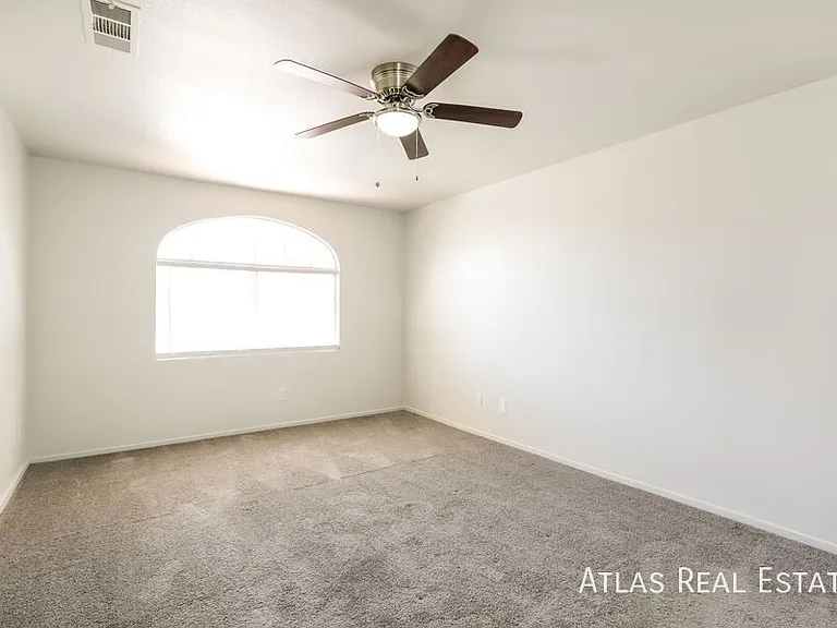 8840 Cornwall Glen Ave — Photo 8