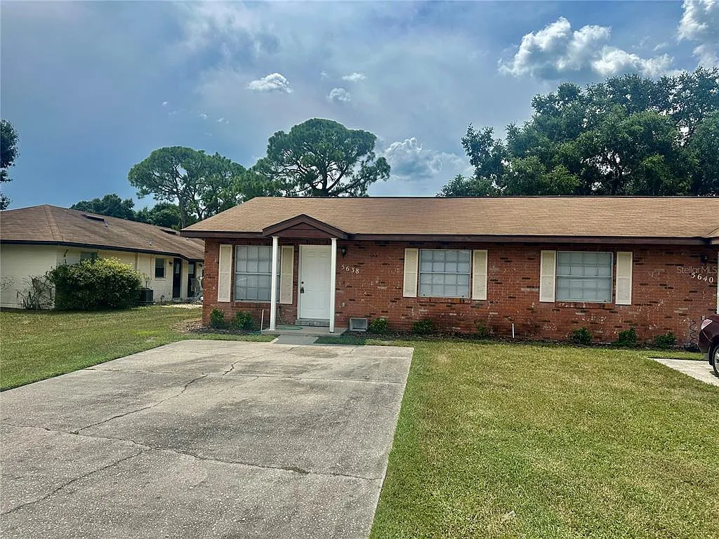 2 bed, 1.0 bath, 880 sqft, $1,400 — Photo 2