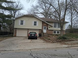 2607 Northridge Dr, Columbia, MO 65202