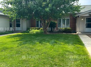 3670C Great Lakes Dr, Great Lakes, IL 60088