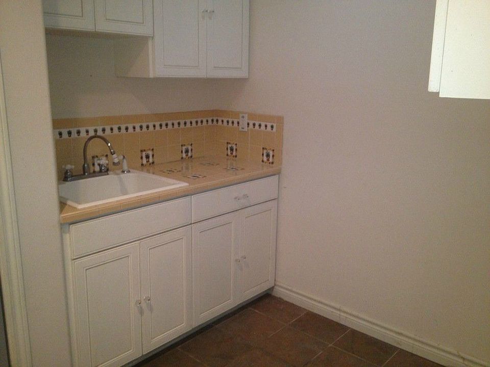 1st image of 1010 169th Ave SE