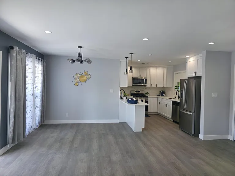 15955 Lassen St — Photo 23