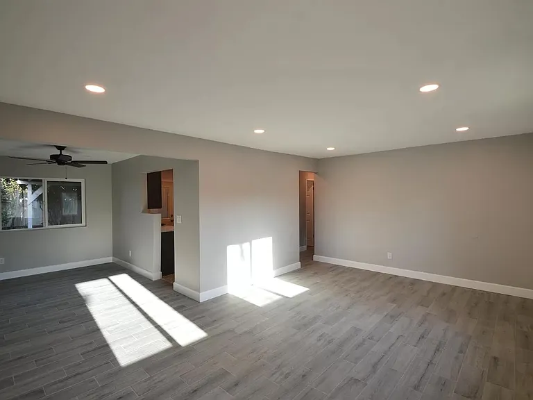 5358 Howard St #5366-A — Photo 2