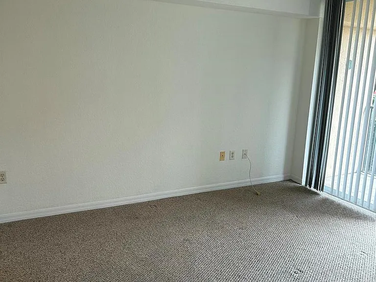 1801 N Flagler Dr #212 — Photo 13
